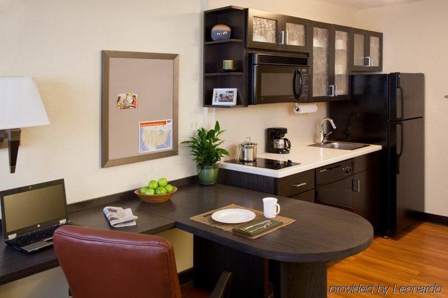 Sonesta Simply Suites Detroit Troy Oda fotoğraf
